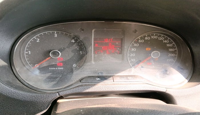 2013 Volkswagen Polo HIGHLINE DIESEL, Diesel, Manual, 1,06,499 km, interior