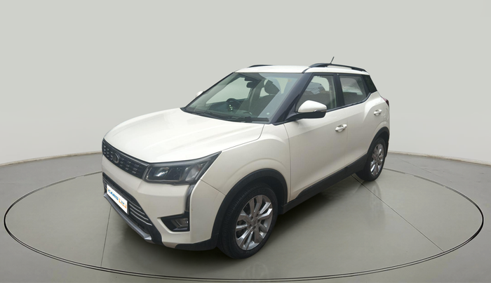 2019 Mahindra XUV300 W8 1.5 DIESEL, Diesel, Manual, 1,48,437 km, exterior