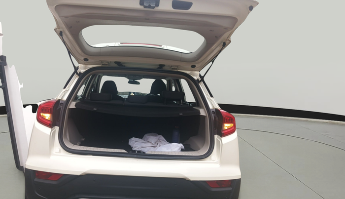 2019 Mahindra XUV300 W8 1.5 DIESEL, Diesel, Manual, 1,48,437 km, exterior