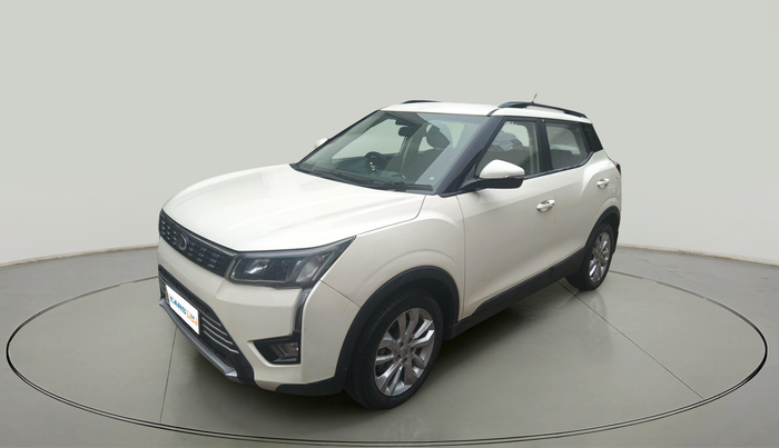 2019 Mahindra XUV300 W8 1.5 DIESEL, Diesel, Manual, 1,48,437 km, exterior