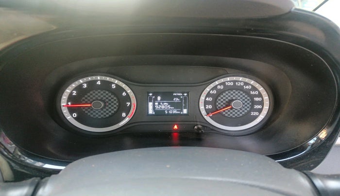 2022 Hyundai GRAND I10 NIOS SPORTZ 1.2 KAPPA VTVT CNG, Petrol, Manual, 51,035 km, interior