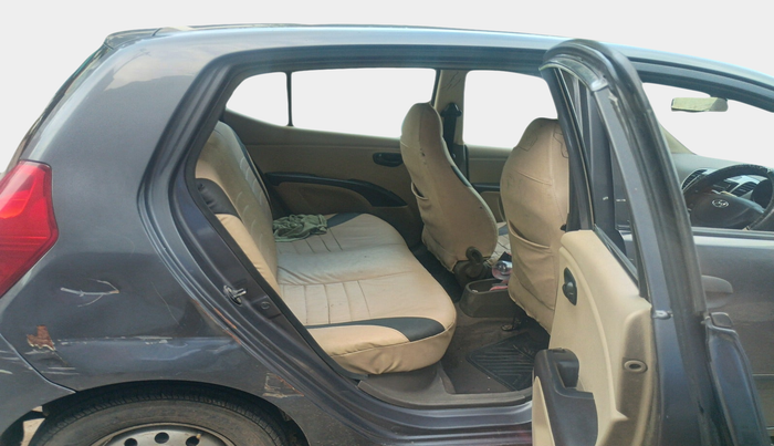 2015 Hyundai i10 MAGNA 1.1, Petrol, Manual, 1,34,985 km, interior
