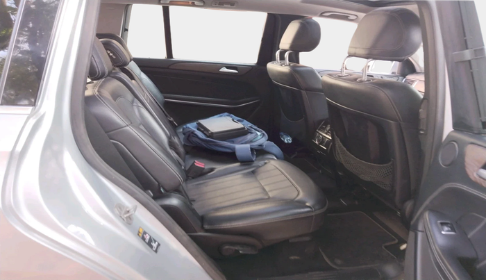 2013 Mercedes Benz GL Class 350 CDI 4Matic, Diesel, Automatic, 1,13,249 km, interior