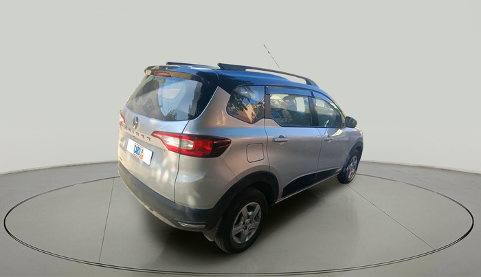 2022 Renault TRIBER RXT, Petrol, Manual, 55,071 km, exterior