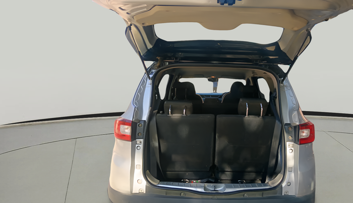 2022 Renault TRIBER RXT, Petrol, Manual, 55,071 km, exterior