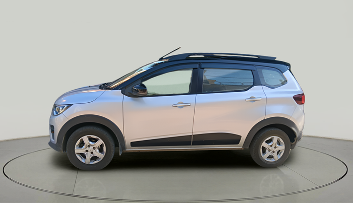 2022 Renault TRIBER RXT, Petrol, Manual, 55,071 km, exterior