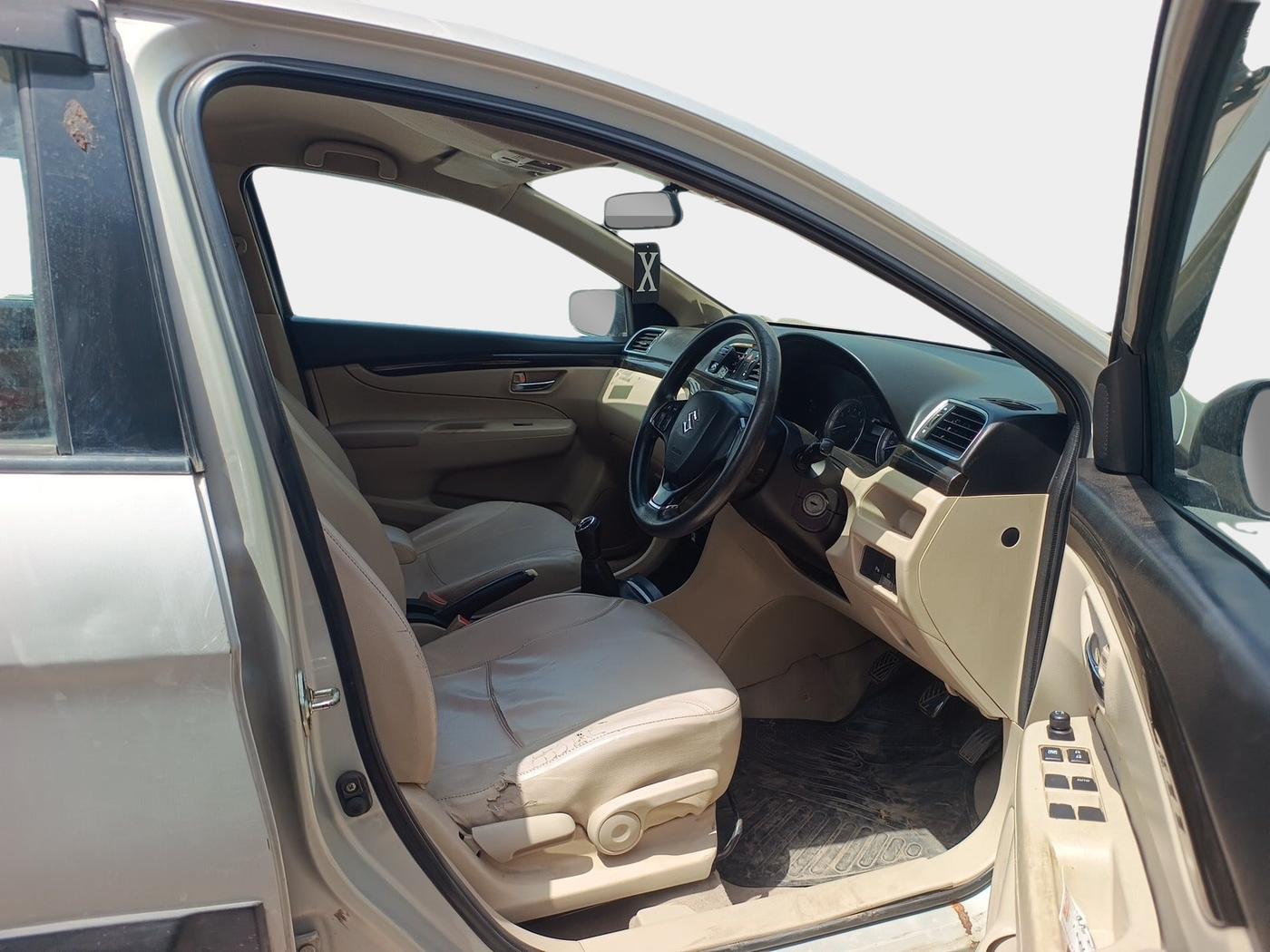 2014 Maruti Ciaz VXI+, Petrol, Manual, 1,09,520 km, interior