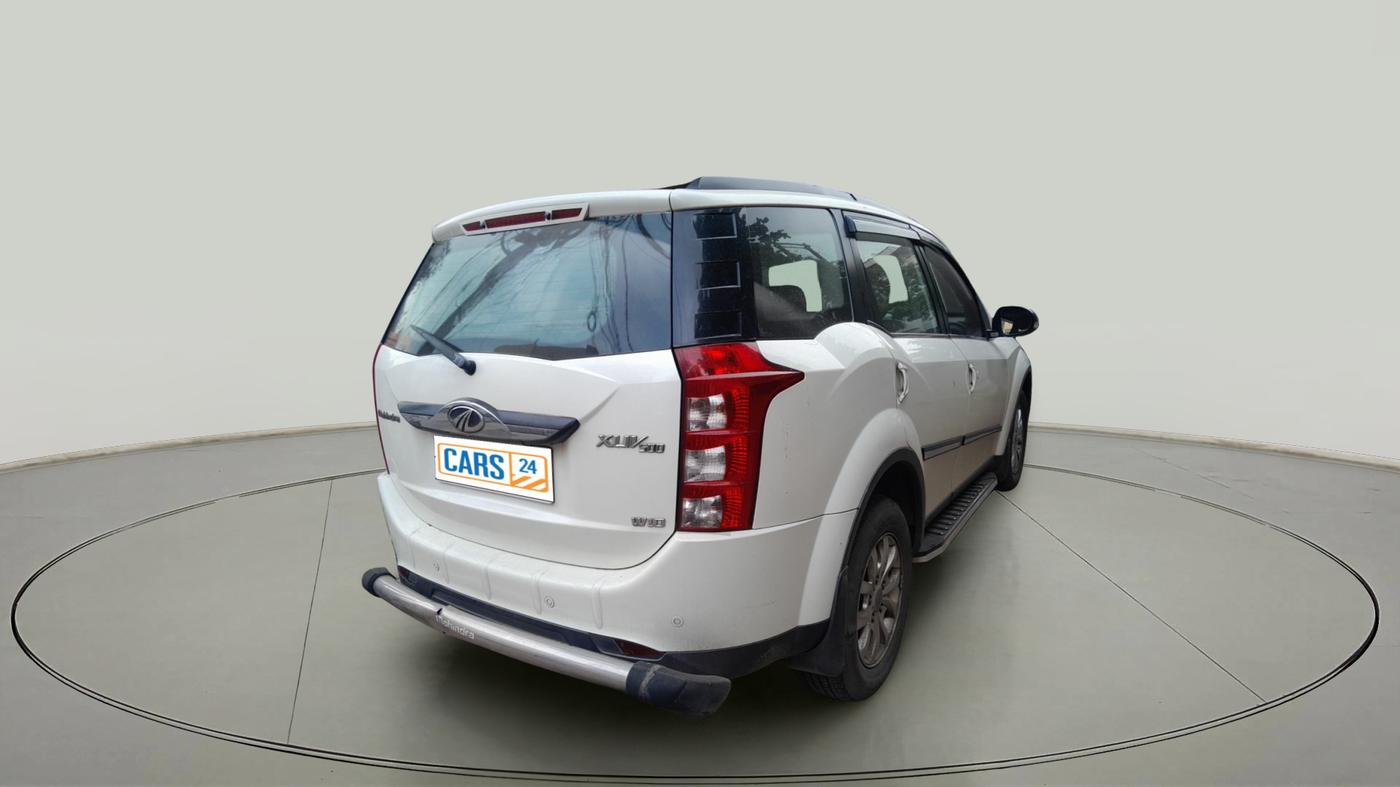 2017 Mahindra XUV500 W10, Diesel, Manual, 70,582 km, exterior