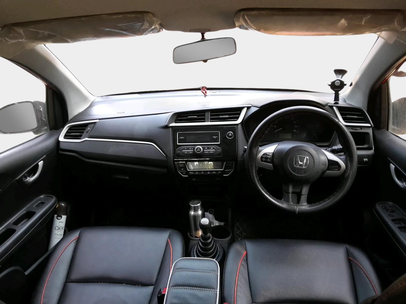 2017 Honda Brio VX MT, Petrol, Manual, 65,327 km, interior