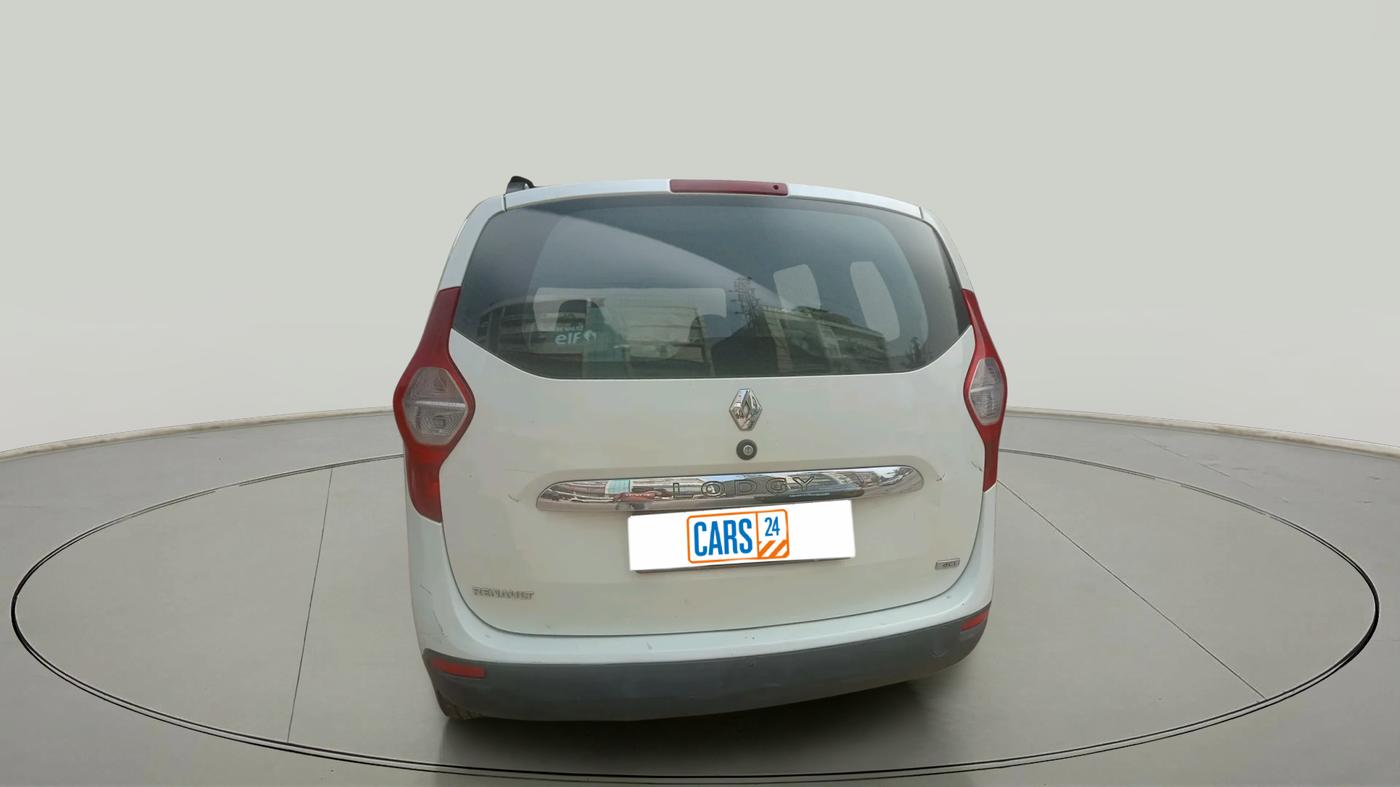 2017 Renault Lodgy 85 PS RXE 8 STR, Diesel, Manual, 1,43,821 km, exterior