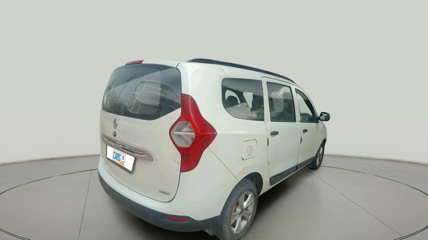 2017 Renault Lodgy 85 PS RXE 8 STR, Diesel, Manual, 1,43,821 km, exterior