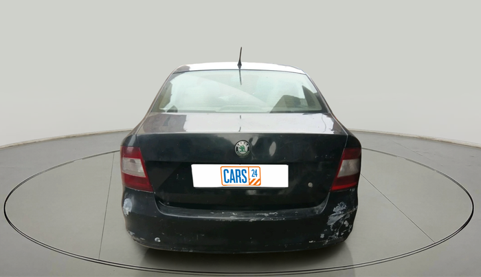 2012 Skoda Rapid ELEGANCE 1.6 TDI CR MT, Diesel, Manual, 99,995 km, exterior