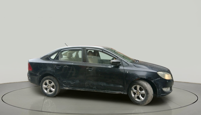 2012 Skoda Rapid ELEGANCE 1.6 TDI CR MT, Diesel, Manual, 99,995 km, exterior