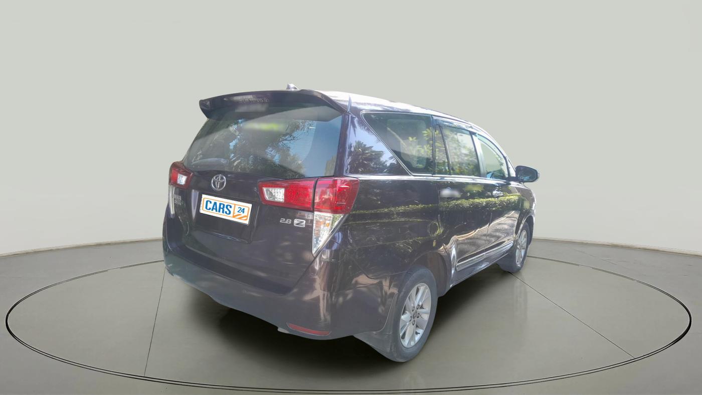2017 Toyota Innova Crysta 2.8 ZX AT 7 STR, Diesel, Automatic, 1,59,883 km, exterior