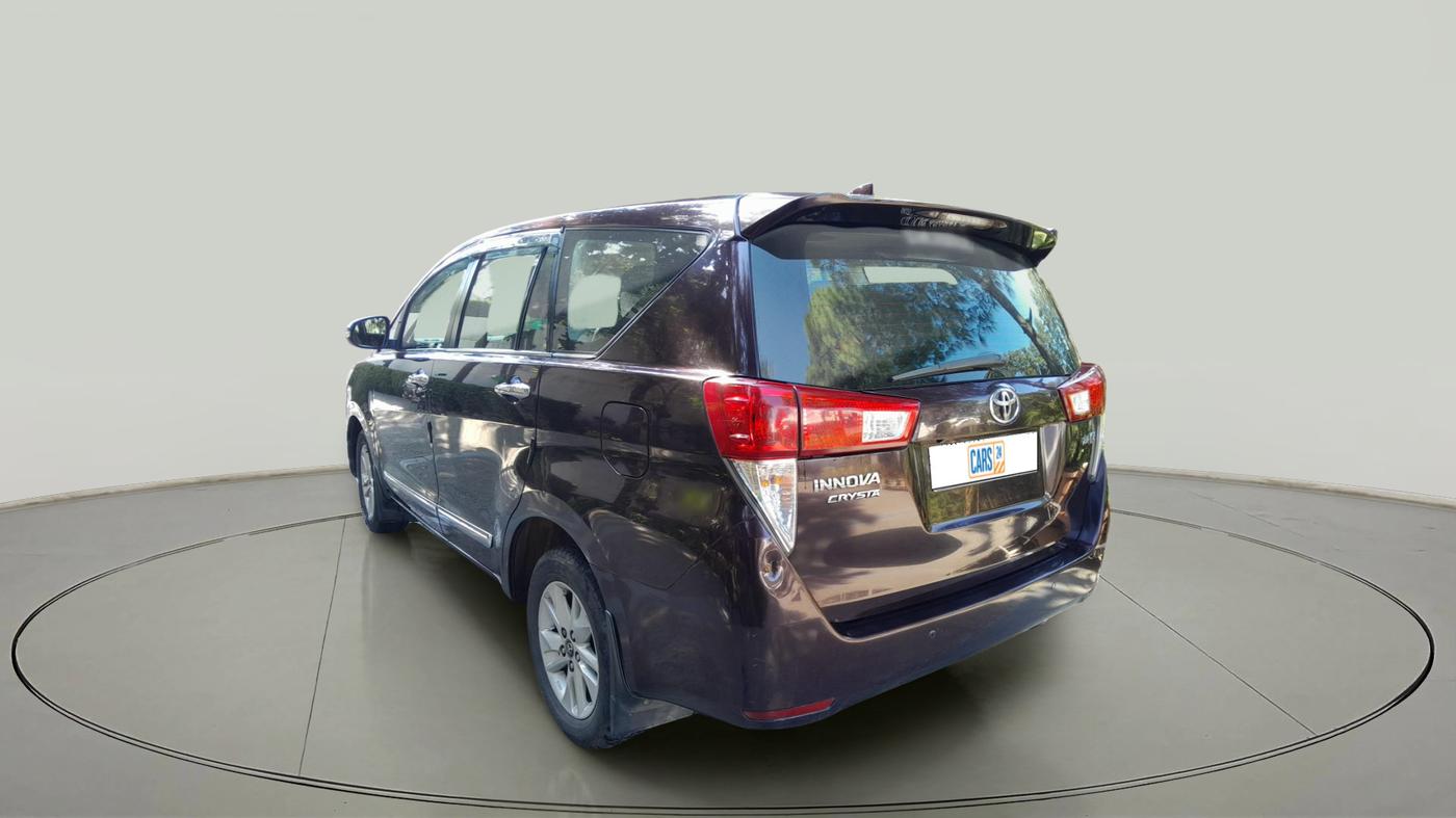 2017 Toyota Innova Crysta 2.8 ZX AT 7 STR, Diesel, Automatic, 1,59,883 km, exterior
