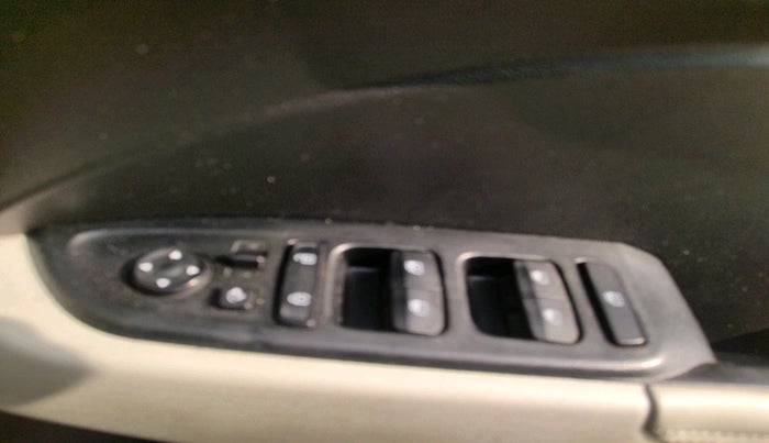 2022 Hyundai VENUE SX (O) 1.5 CRDI, Diesel, Manual, 61,246 km, interior