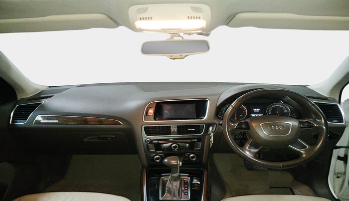 2014 Audi Q5 2.0 TDI quattro Premium, Diesel, Automatic, 1,03,640 km, interior