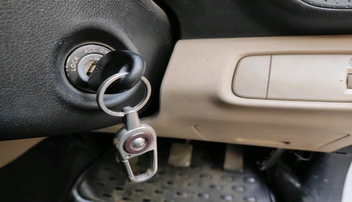 2019 Hyundai NEW SANTRO MAGNA, Petrol, Manual, 1,25,369 km, interior