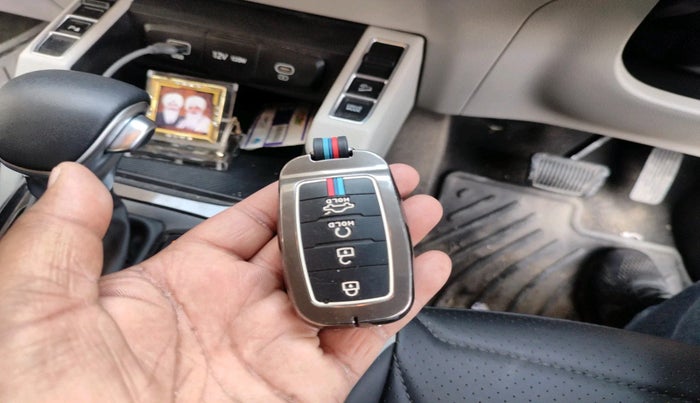 2023 KIA CARENS  PRESTIGE PLUS 1.5 TURBO PETROL DCT 7 STR, Petrol, Automatic, 31,326 km, interior