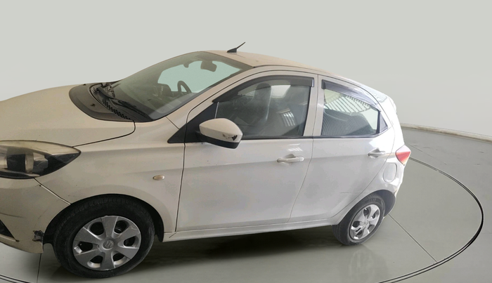 2017 Tata Tiago XT DIESEL, Diesel, Manual, 1,00,940 km, exterior