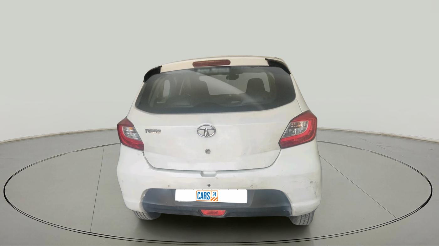 2017 Tata Tiago XT DIESEL, Diesel, Manual, 1,00,940 km, exterior