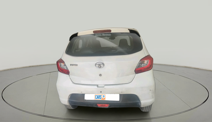 2017 Tata Tiago XT DIESEL, Diesel, Manual, 1,00,940 km, exterior