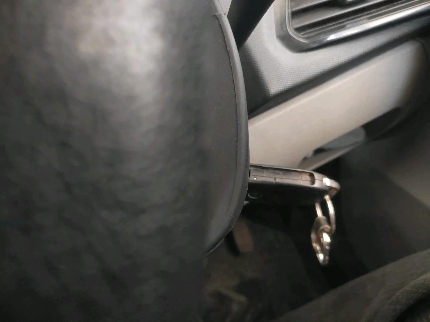 2017 Tata Tiago XT DIESEL, Diesel, Manual, 1,00,940 km, interior