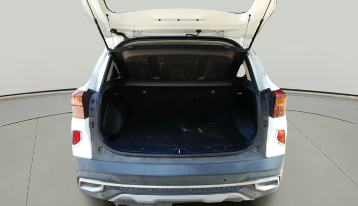 2022 KIA SELTOS HTX 1.5 PETROL, Petrol, Manual, 28,340 km, exterior
