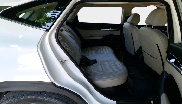 2022 KIA SELTOS HTX 1.5 PETROL, Petrol, Manual, 28,340 km, interior