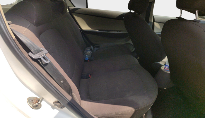 2010 Hyundai i20 MAGNA 1.2, Petrol, Manual, 1,31,000 km, interior