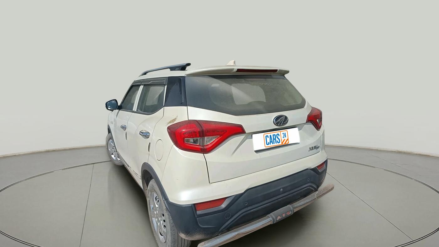 2021 Mahindra XUV300 W4 1.5 DIESEL, Diesel, Manual, 10,10,477 km, exterior