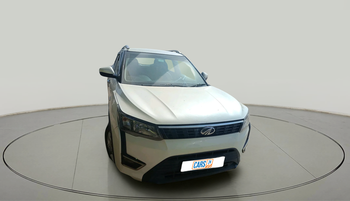 2021 Mahindra XUV300 W4 1.5 DIESEL, Diesel, Manual, 98,647 km, exterior