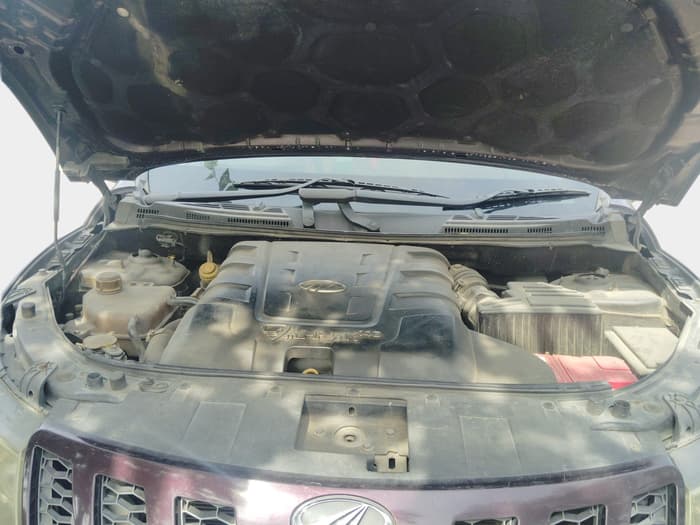 2013 Mahindra XUV500 W8, Diesel, Manual, 1,33,178 km, exterior