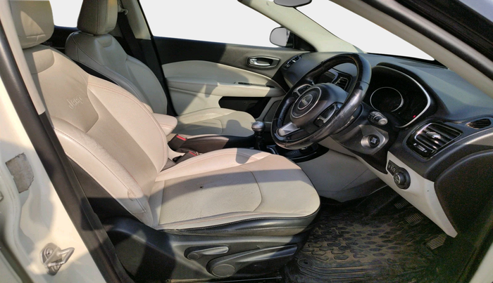 2017 Jeep Compass LIMITED (O) 2.0 DIESEL 4X4, Diesel, Manual, 82,615 km, interior