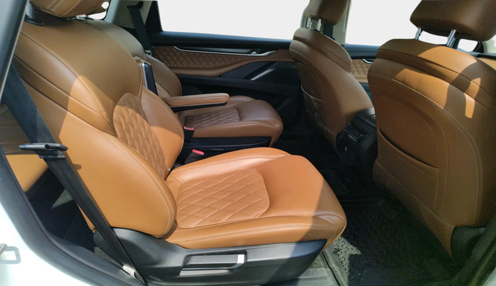 2023 MG GLOSTER SAVVY 2.0 TURBO 6 STR 2WD, Diesel, Automatic, 58,900 km, interior