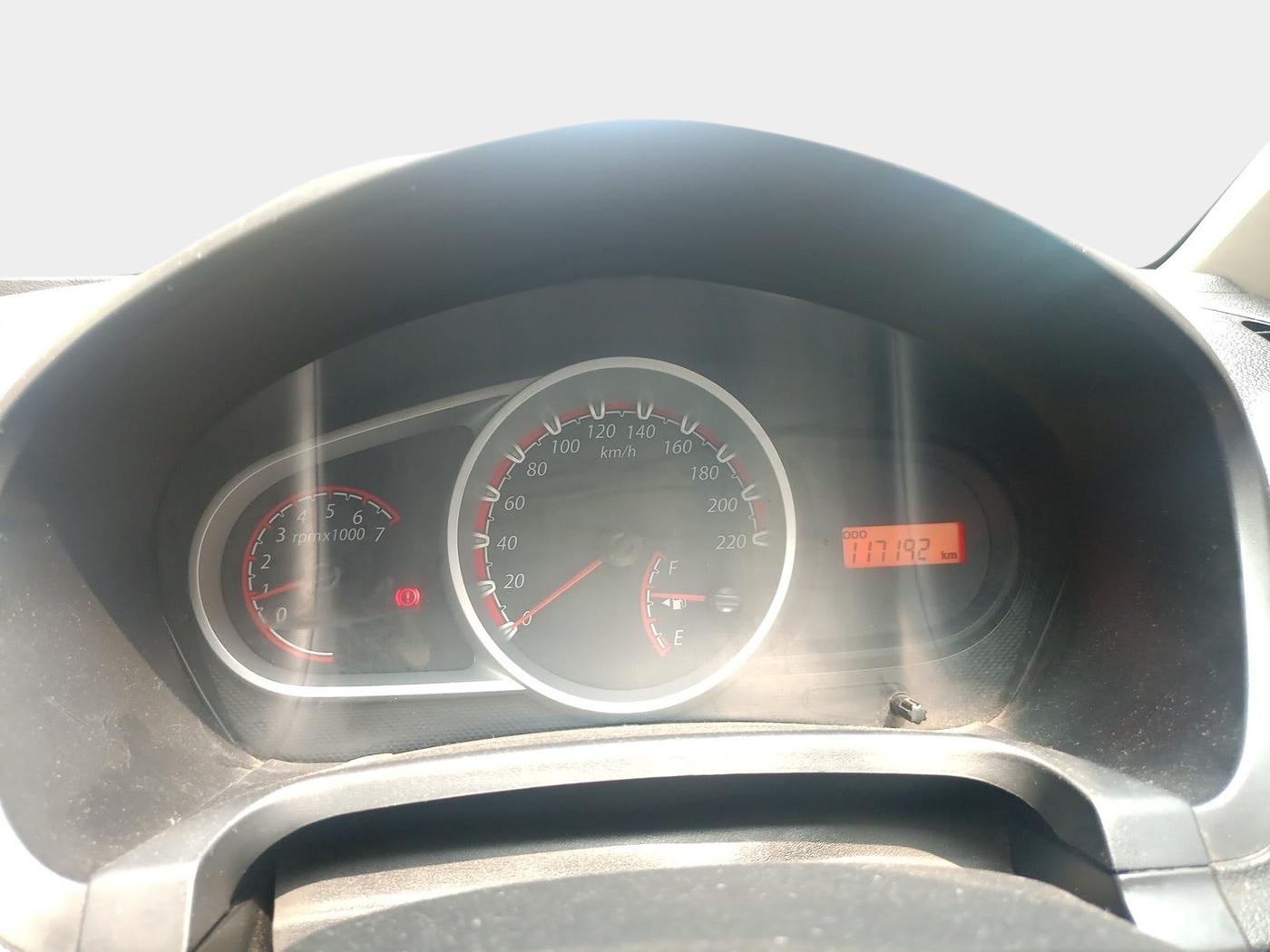 2011 Ford Figo TITANIUM 1.4 DIESEL, Diesel, Manual, 1,18,200 km, interior