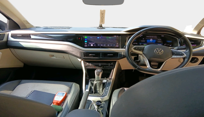 2023 Volkswagen VIRTUS TOPLINE TSI 1.0 AT, Petrol, Automatic, 45,686 km, interior