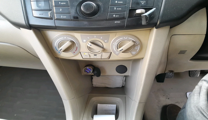2014 Maruti Swift Dzire VXI, Petrol, Manual, 1,09,779 km, interior