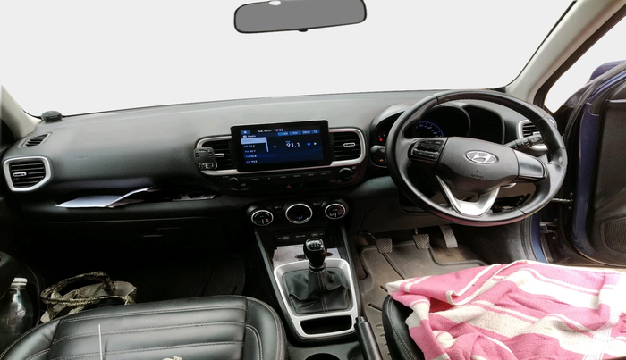 2022 Hyundai VENUE S+ 1.2, Petrol, Manual, 35,340 km, interior