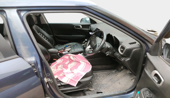 2022 Hyundai VENUE S+ 1.2, Petrol, Manual, 35,340 km, interior