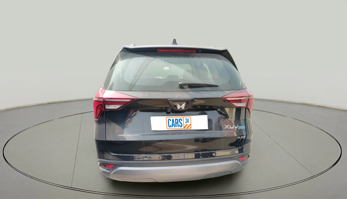 2024 Mahindra XUV700 AX 7 P AT 7 STR, Petrol, Automatic, 23,309 km, exterior