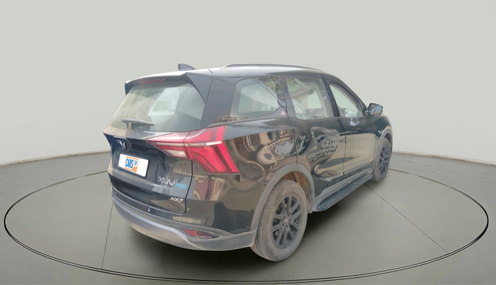 2024 Mahindra XUV700 AX 7 P AT 7 STR, Petrol, Automatic, 23,309 km, exterior