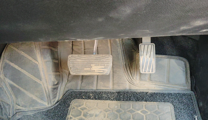 2024 Mahindra XUV700 AX 7 P AT 7 STR, Petrol, Automatic, 23,309 km, interior