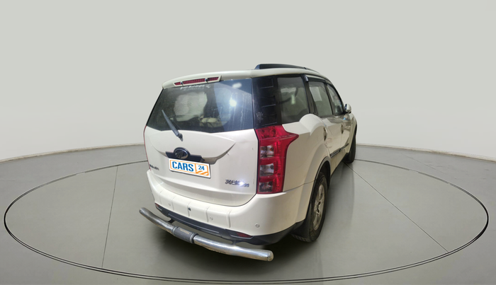2012 Mahindra XUV500 W8, Diesel, Manual, 2,09,985 km, exterior