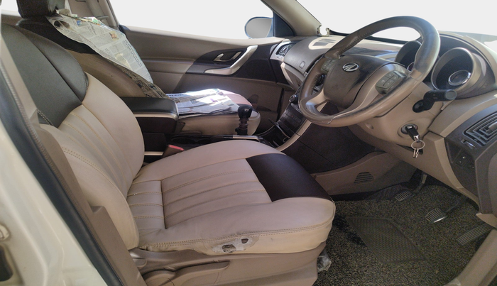 2012 Mahindra XUV500 W8, Diesel, Manual, 2,09,985 km, interior