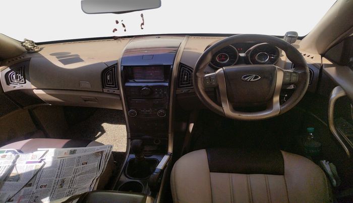 2012 Mahindra XUV500 W8, Diesel, Manual, 2,09,985 km, interior