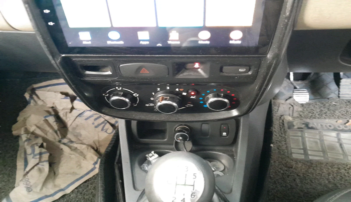 2013 Renault Duster 110 PS RXL DIESEL, Diesel, Manual, 91,772 km, interior