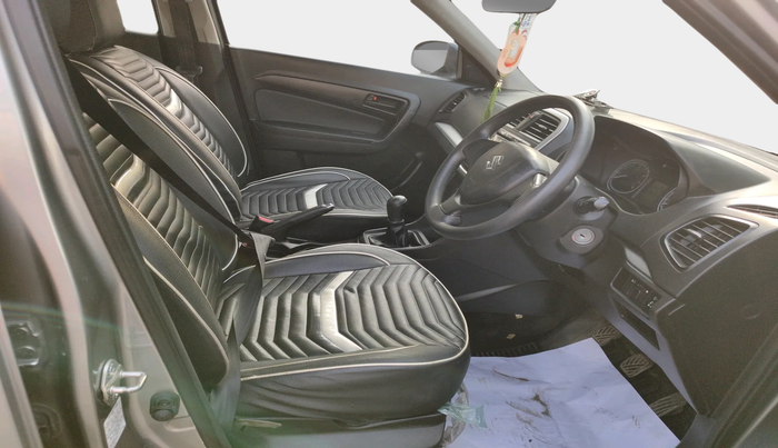 2021 Maruti Vitara Brezza LXI, Petrol, Manual, 38,824 km, interior