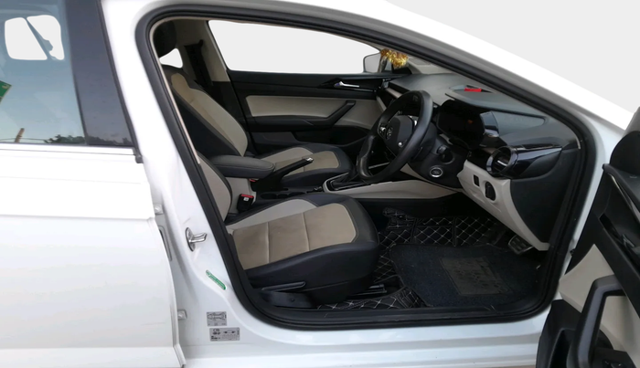 2023 Skoda SLAVIA STYLE 1.5L TSI DSG, Petrol, Automatic, 28,162 km, interior