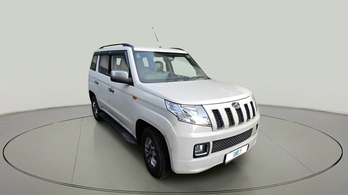 2018 Mahindra TUV300 T8, Diesel, Manual, 1,04,800 km, exterior